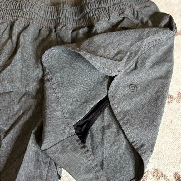 4 piece athletic bundle women size small - Picture 3 of 8